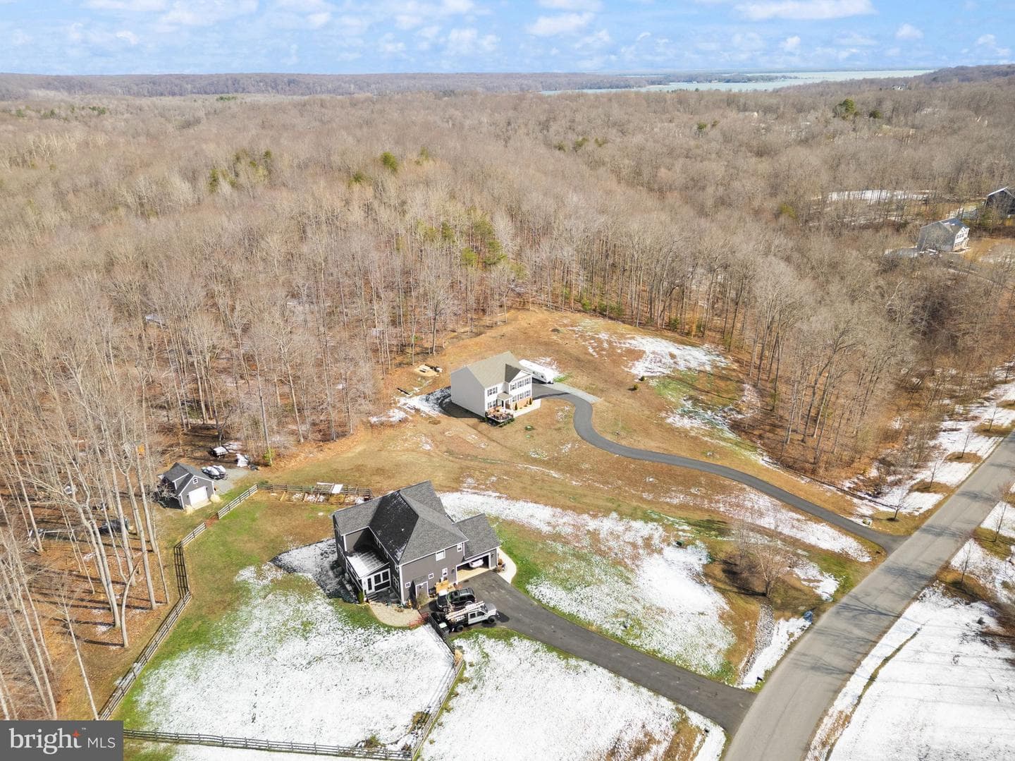 180 Pinewood Road photo 71