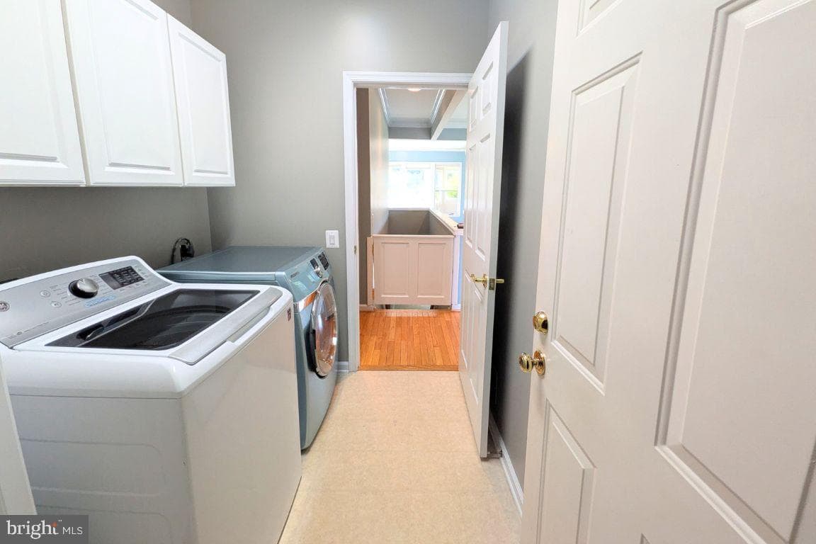 27 Hanover Court photo 35