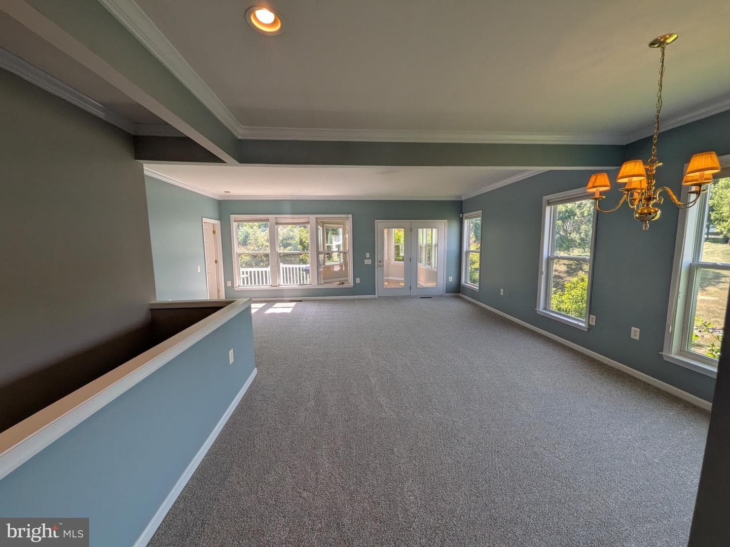 27 Hanover Court photo 44