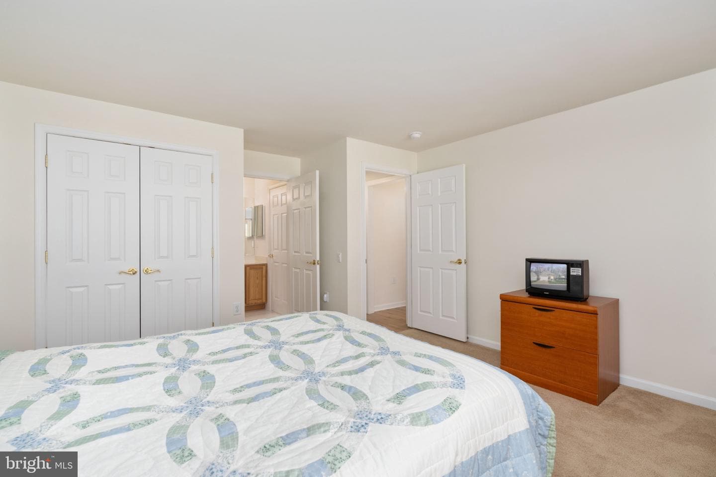 6 Dayton Circle photo 33