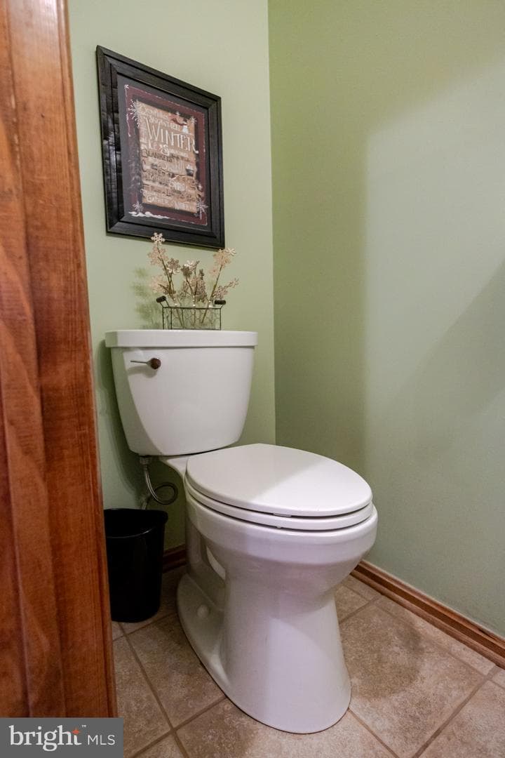 2230 Karen Terrace photo 32