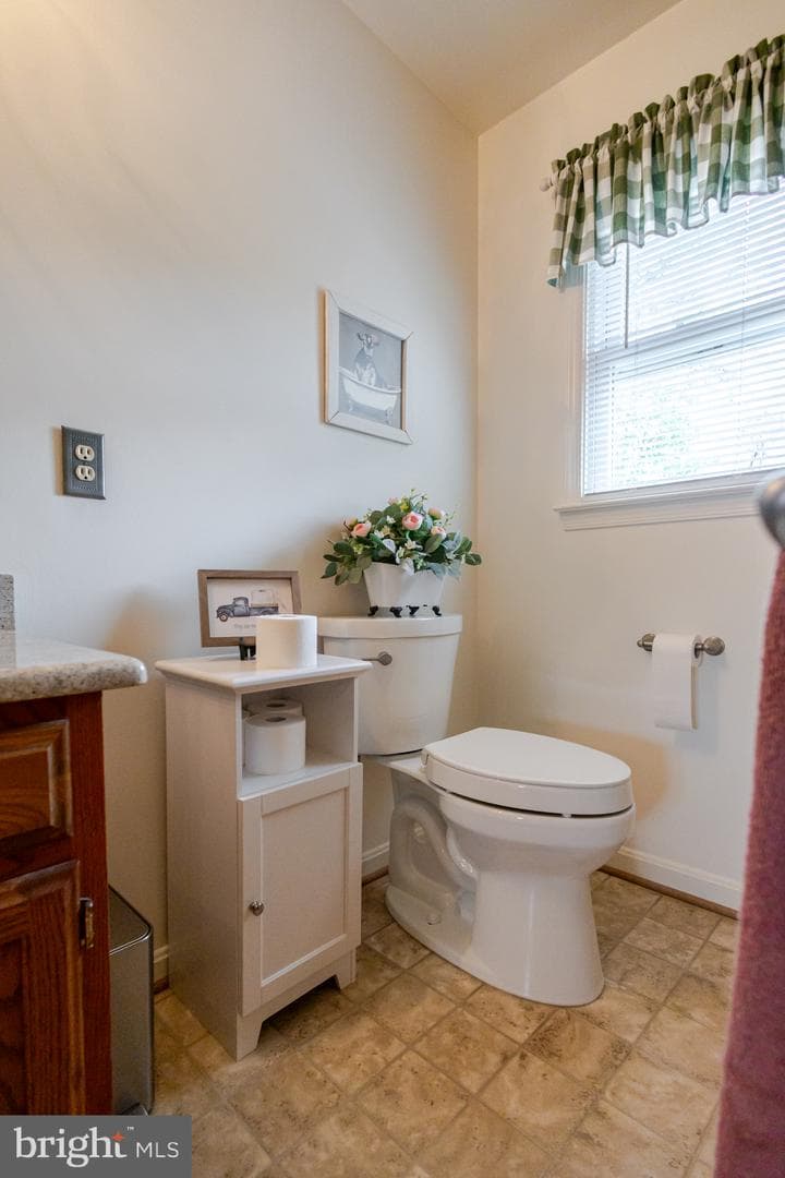 2230 Karen Terrace photo 49