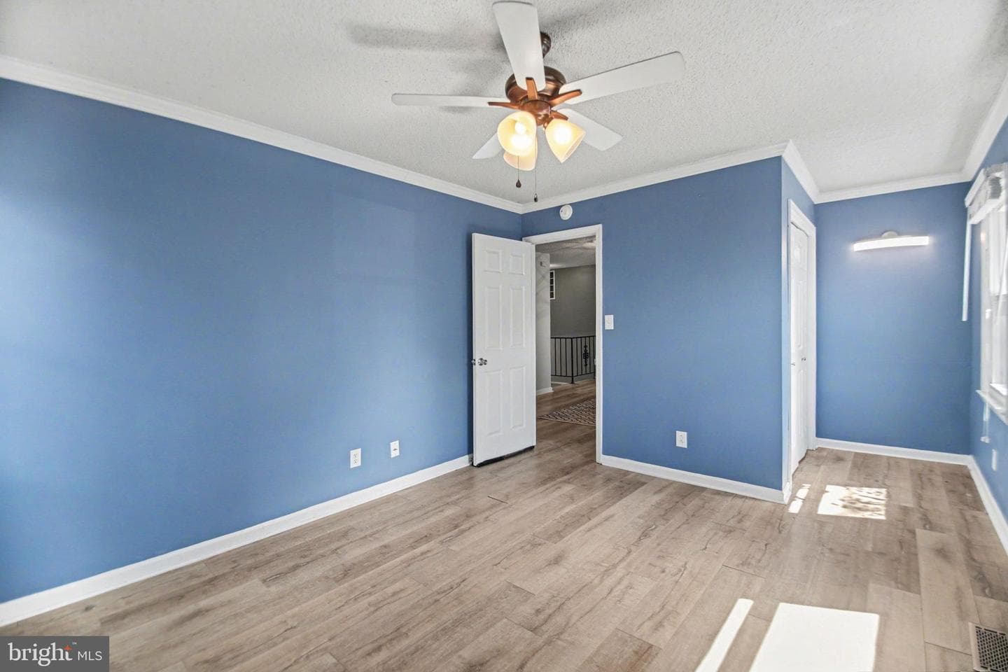 2030 Victoria Drive photo 26