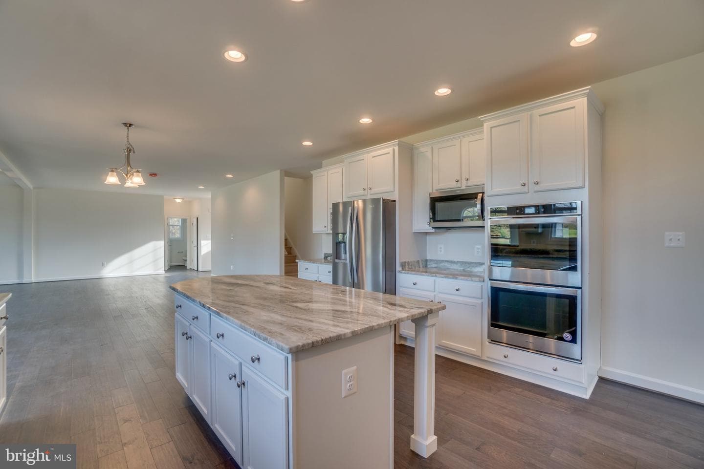 499 Joshua Road photo 3