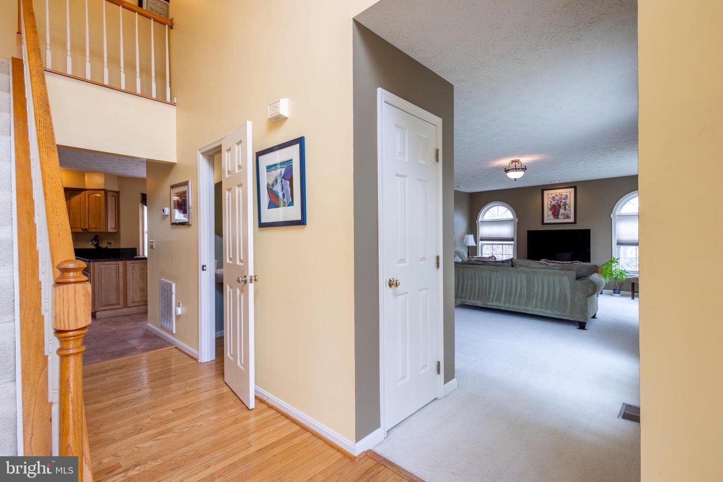 2035 Farragut Drive photo 2