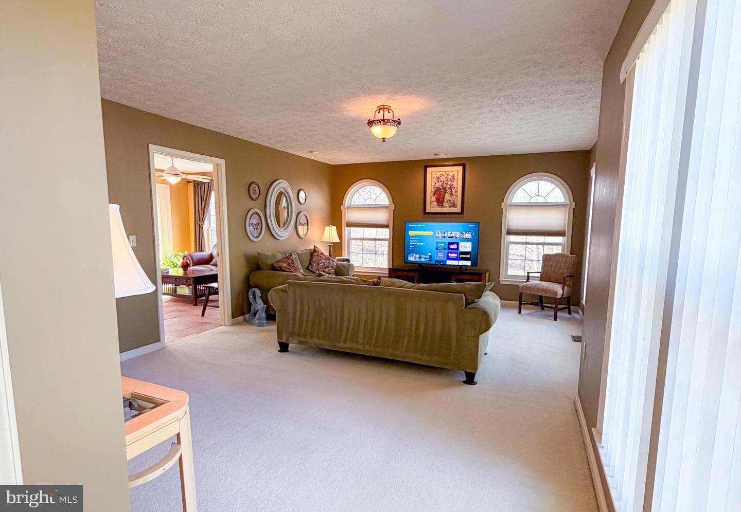 2035 Farragut Drive photo 4