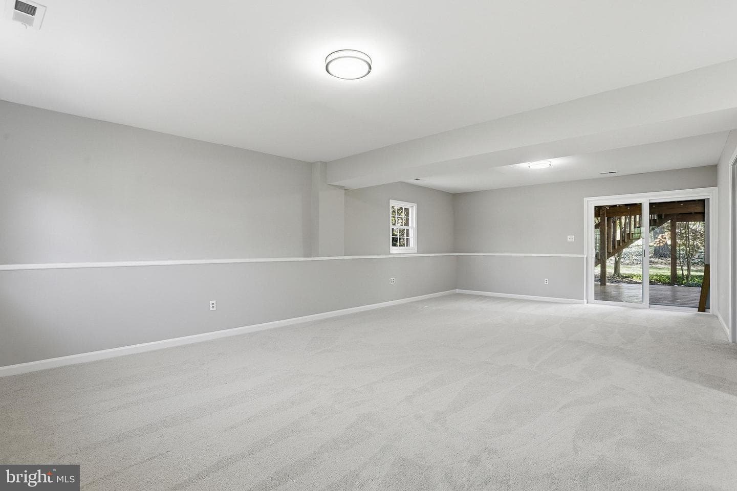 6 Lord Fairfax Drive photo 27