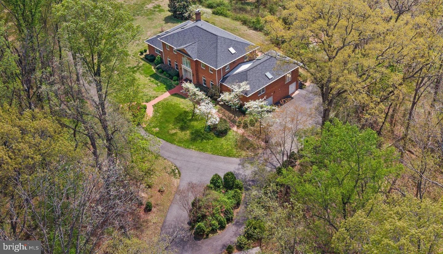 104 Blaisdell Lane photo 4