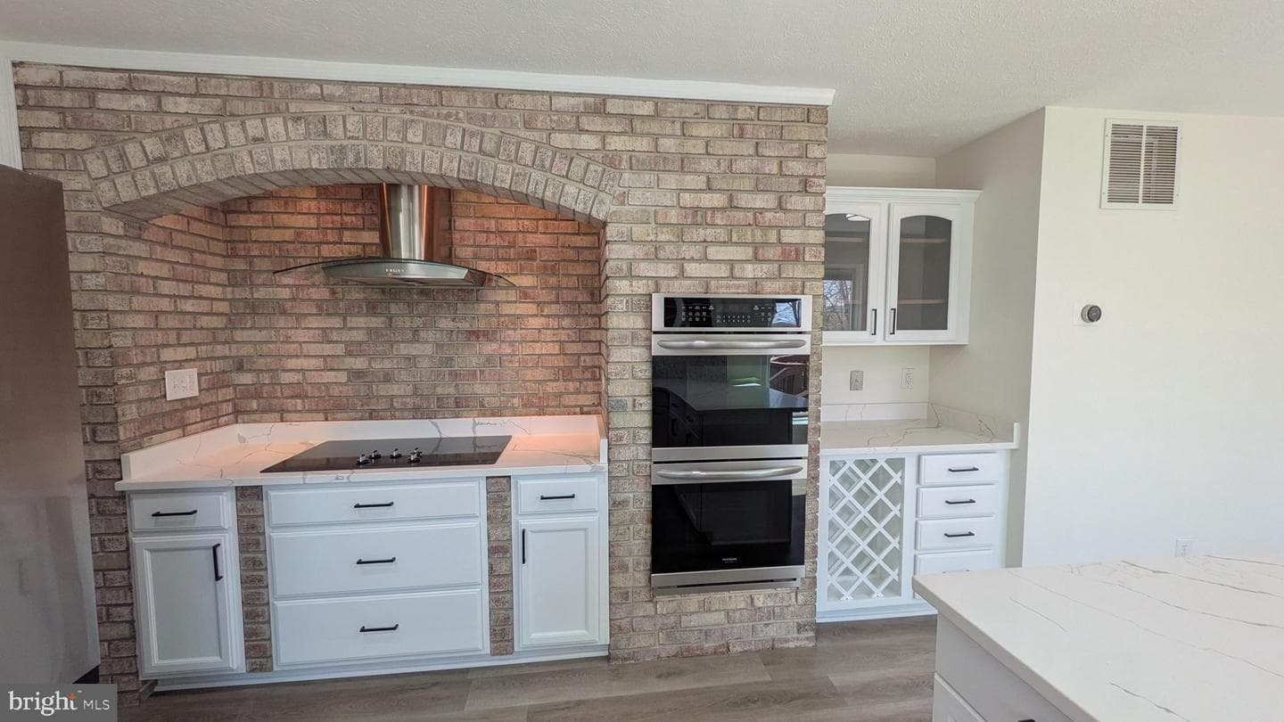 205 Admiral Cove photo 7