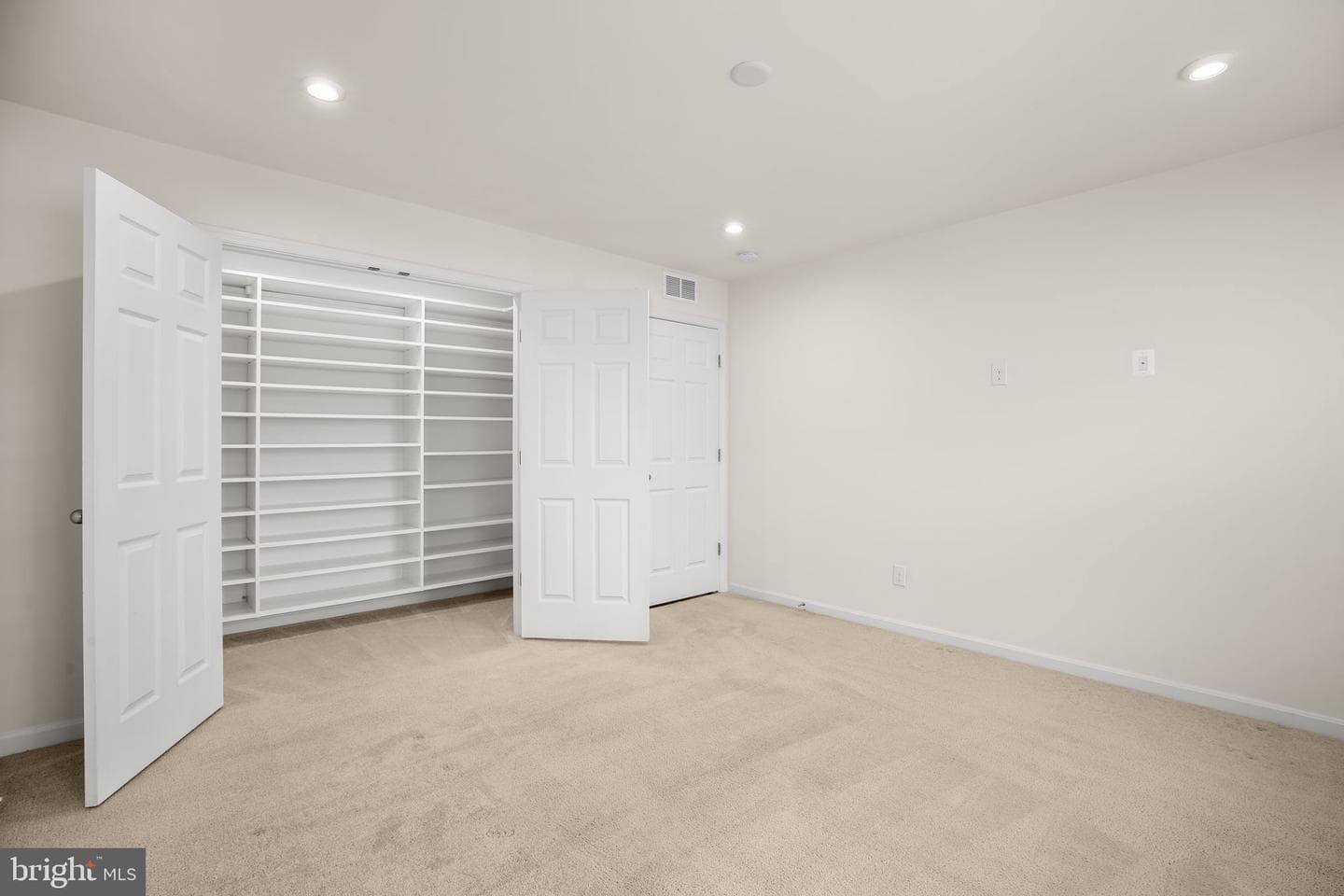 316 Arboretum Lane photo 18