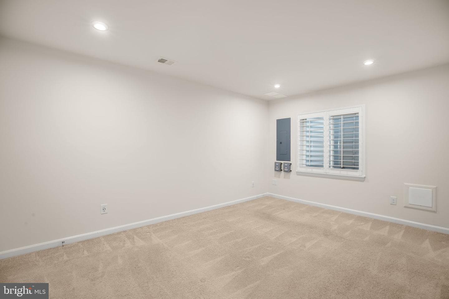 316 Arboretum Lane photo 27