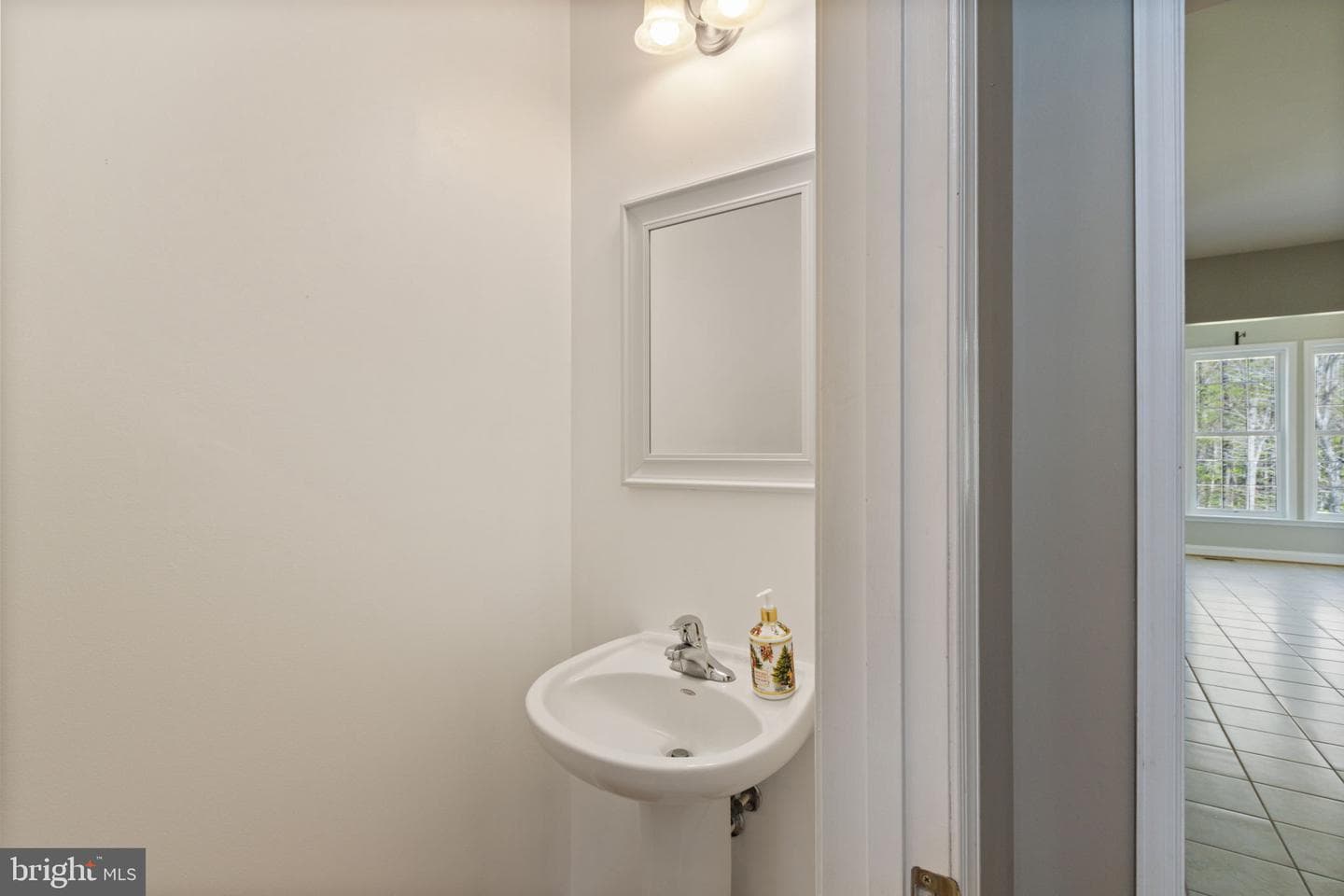 212 Wood Landing Road photo 16
