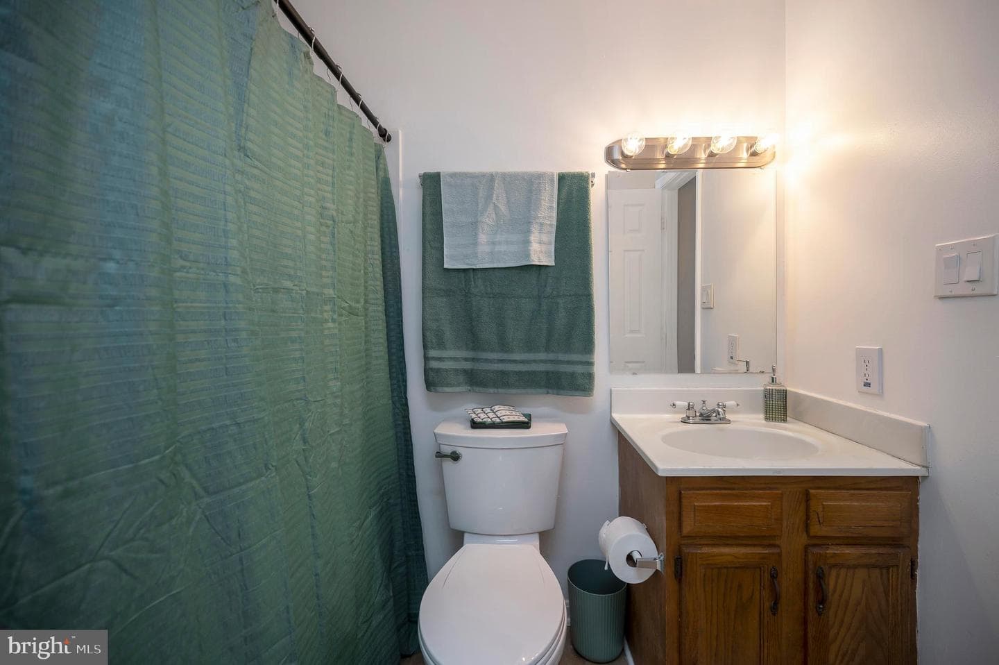 308 Surry #128 photo 32