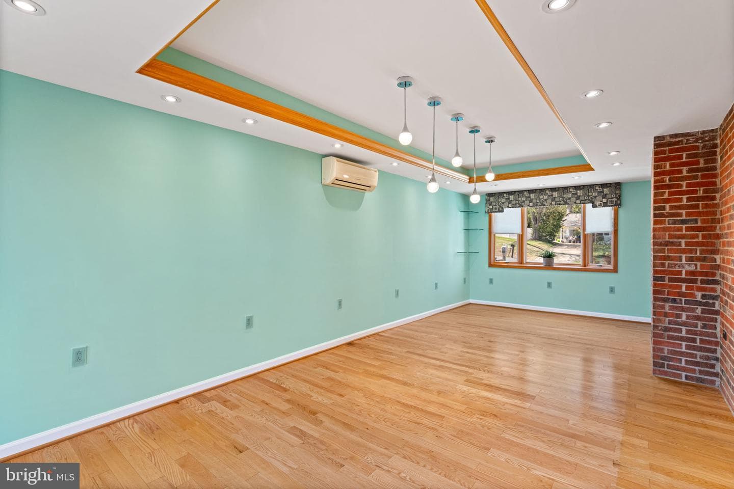 910 Carol Lane photo 21