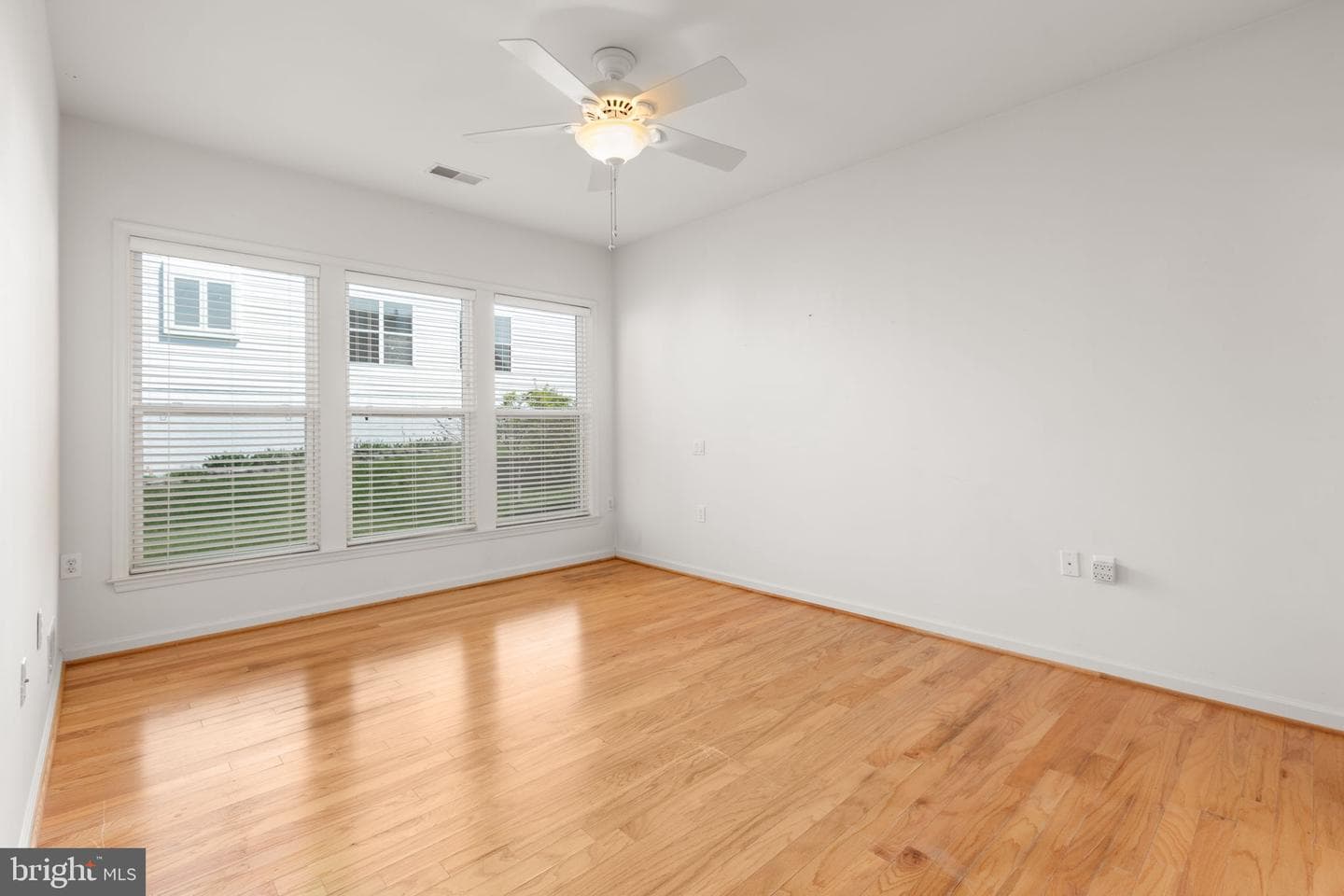 76 Gladstone Drive photo 15