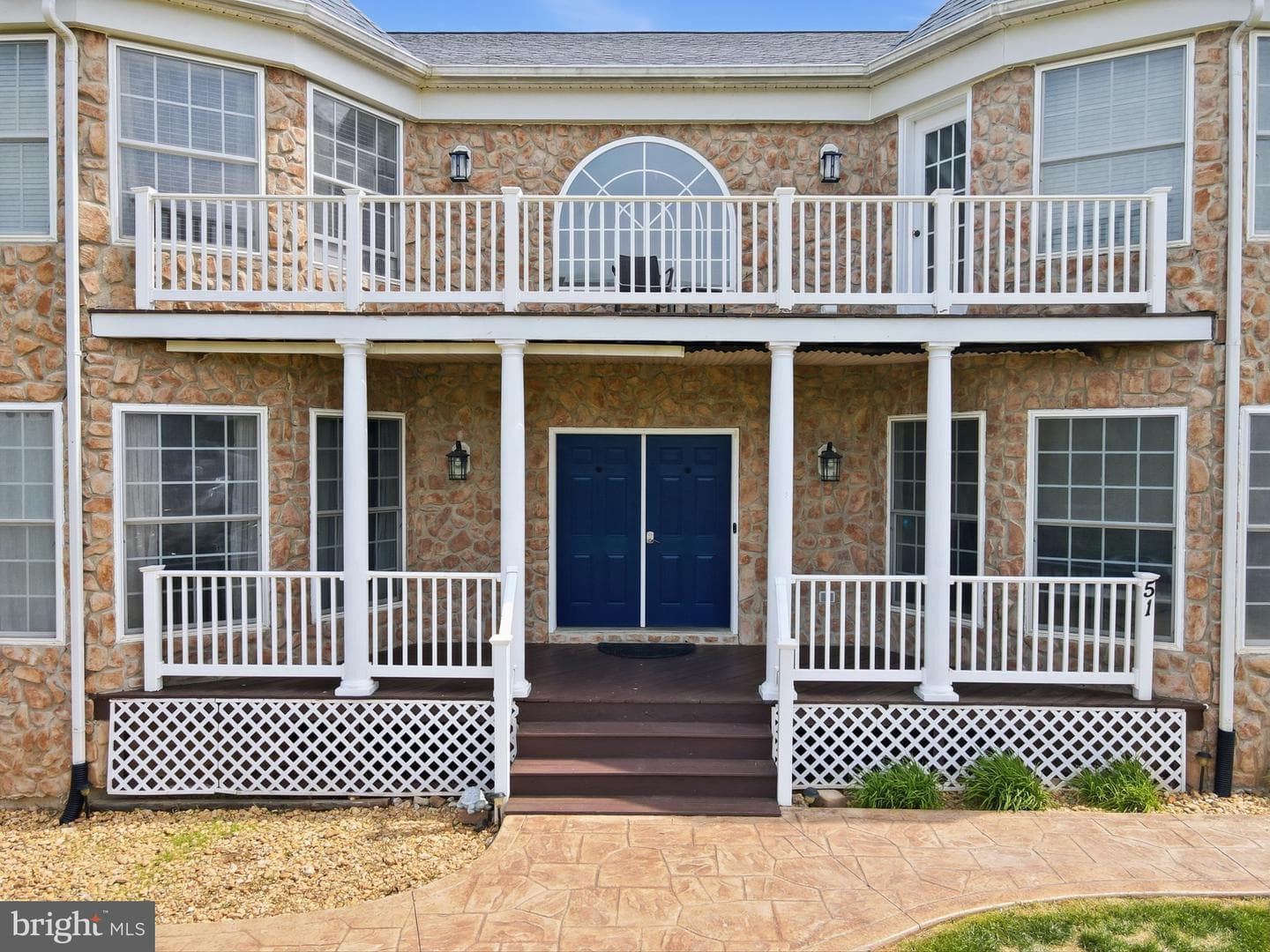 51 Equestrian Drive photo 6