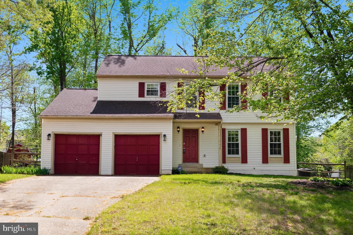 57 Briarwood Drive photo 4