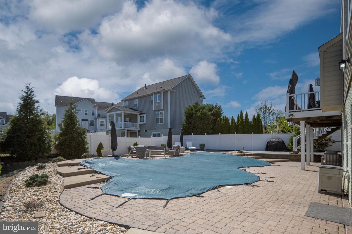 127 Coachman Circle photo 69