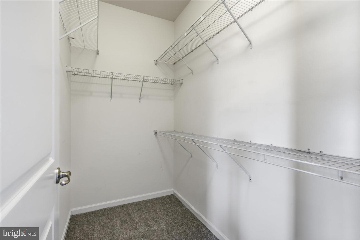 211 Freesia Lane photo 24