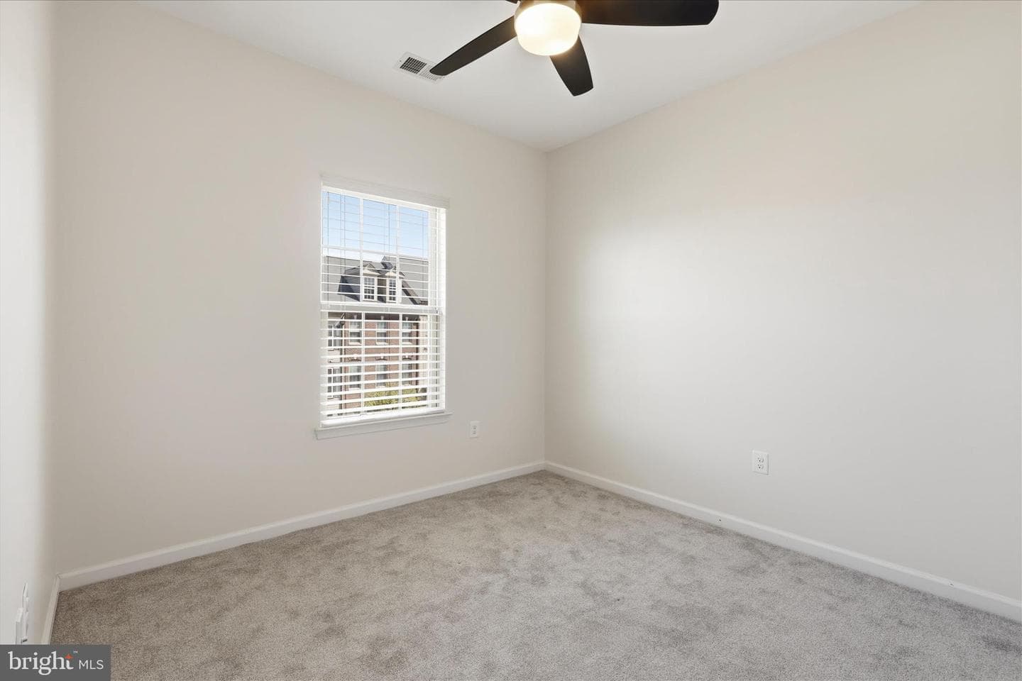 211 Freesia Lane photo 26