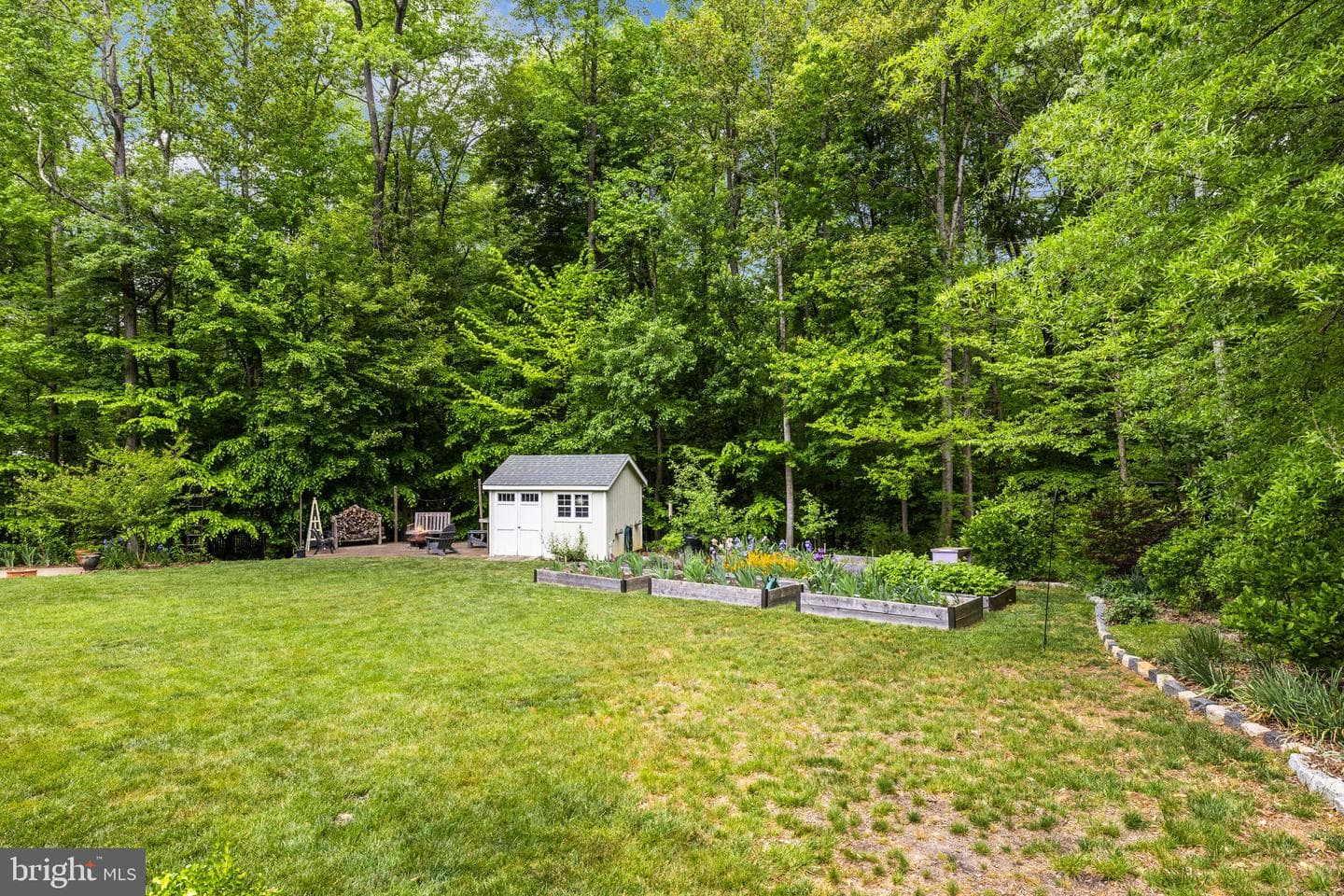 40 Holly Tree Lane photo 14