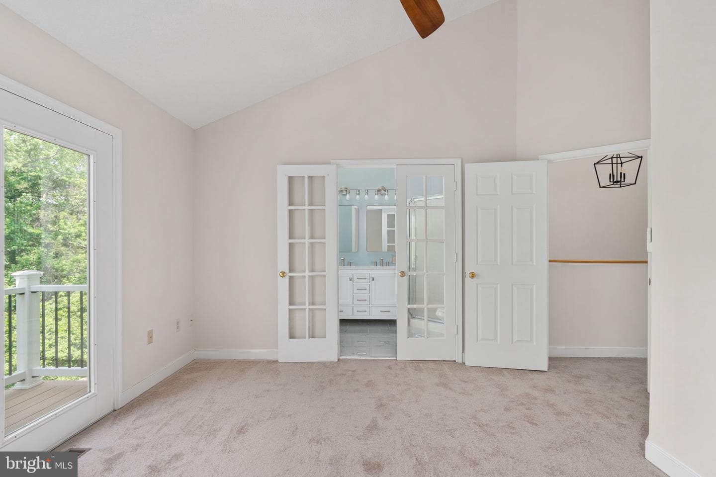 803 Shaw Court photo 36