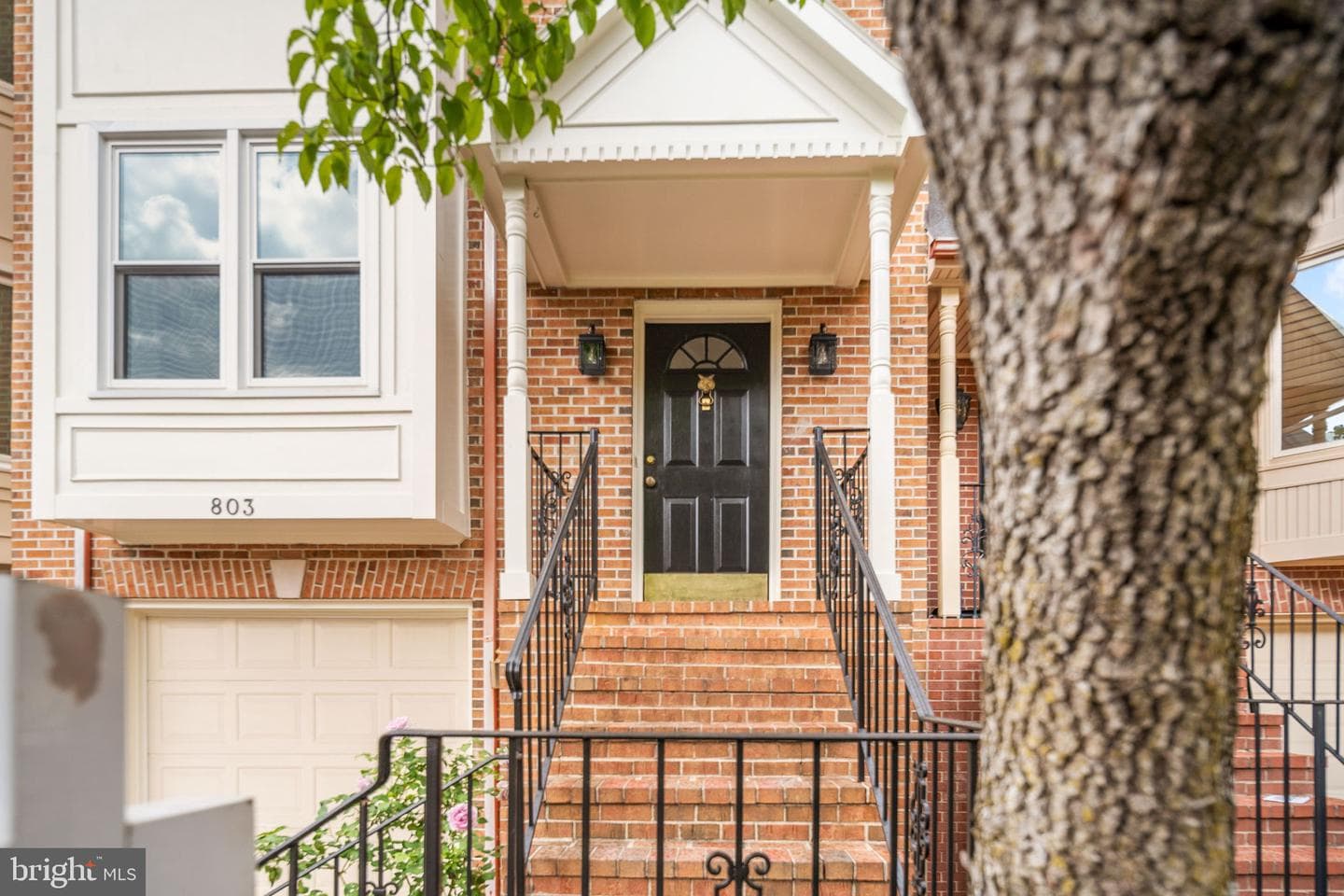 803 Shaw Court photo 4