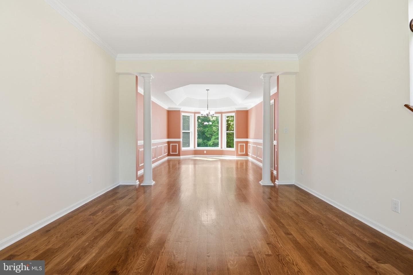56 Monument Drive photo 11