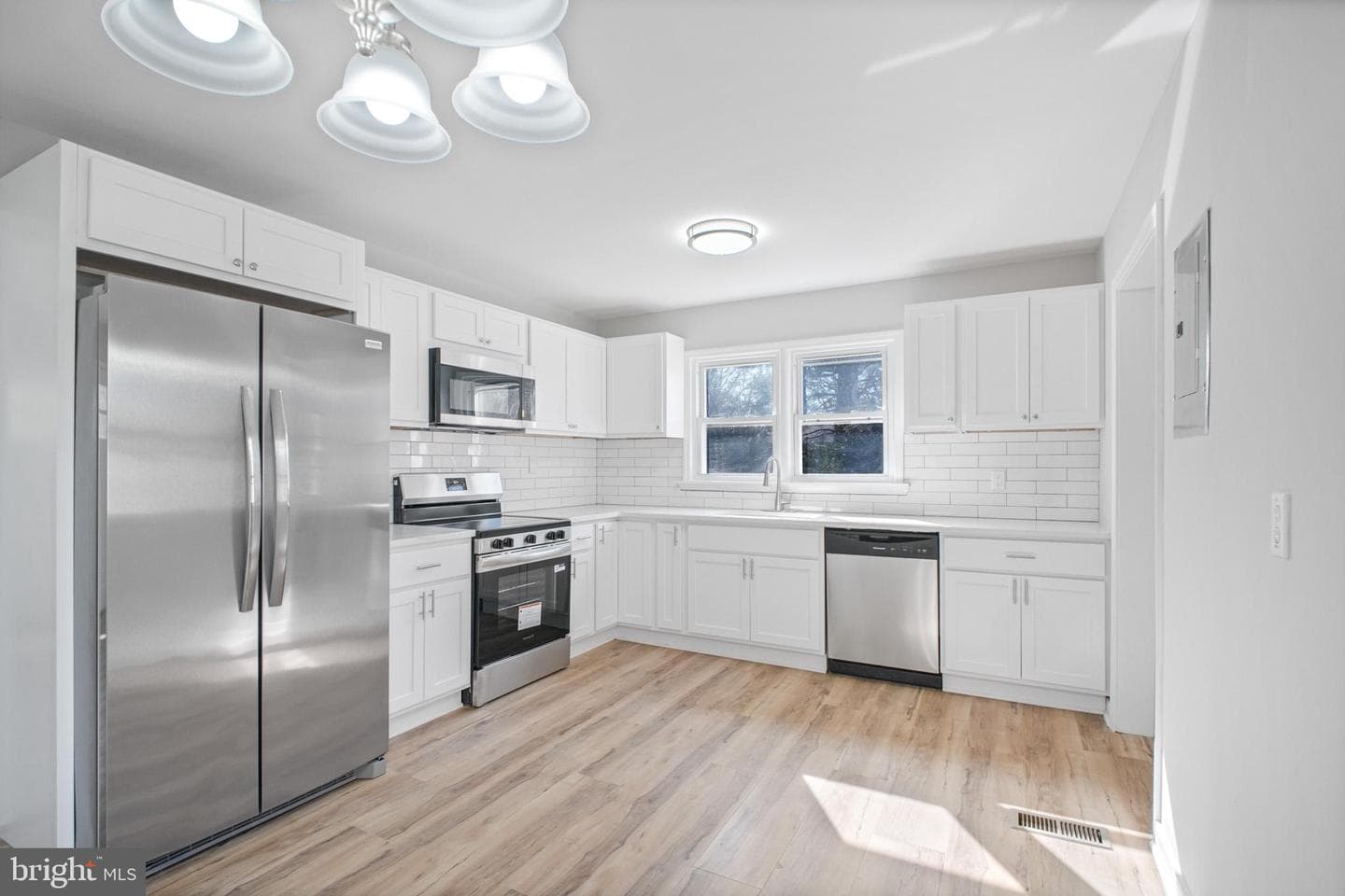 33 Blair Road photo 14