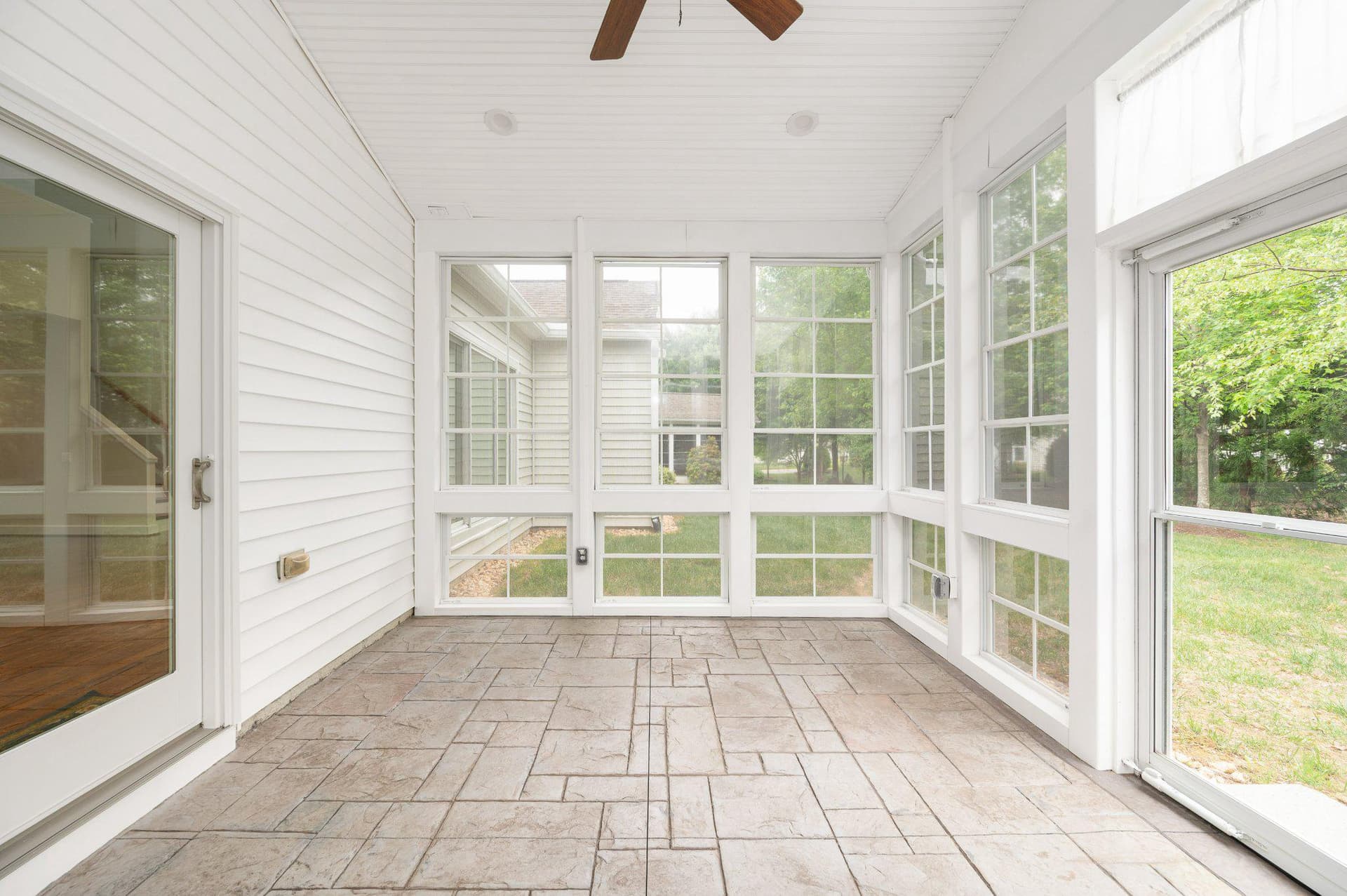 28 Mendota Way photo 39