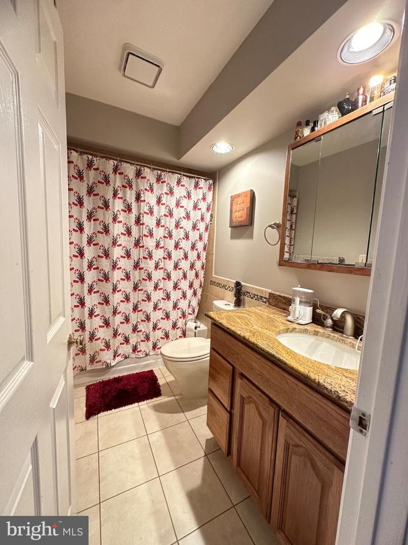 30 Bridgeport Circle photo 31
