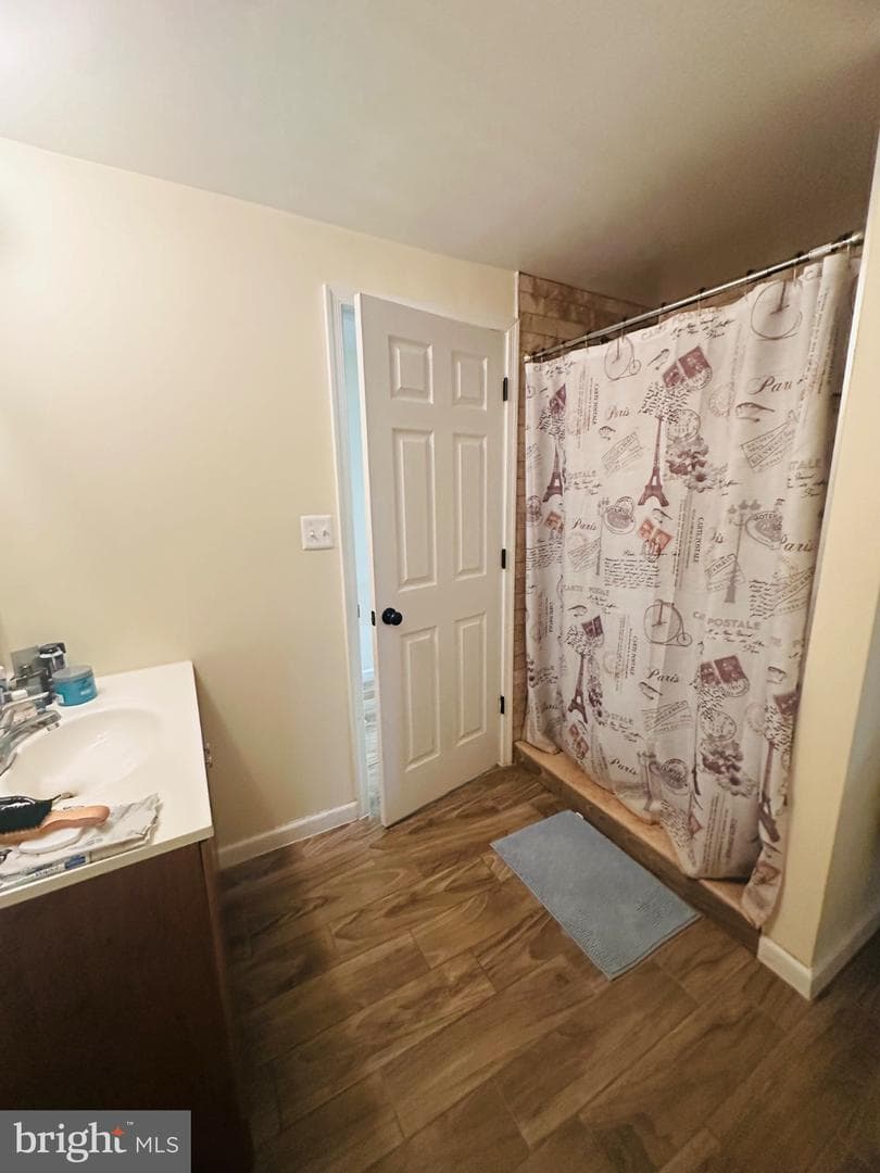30 Bridgeport Circle photo 35