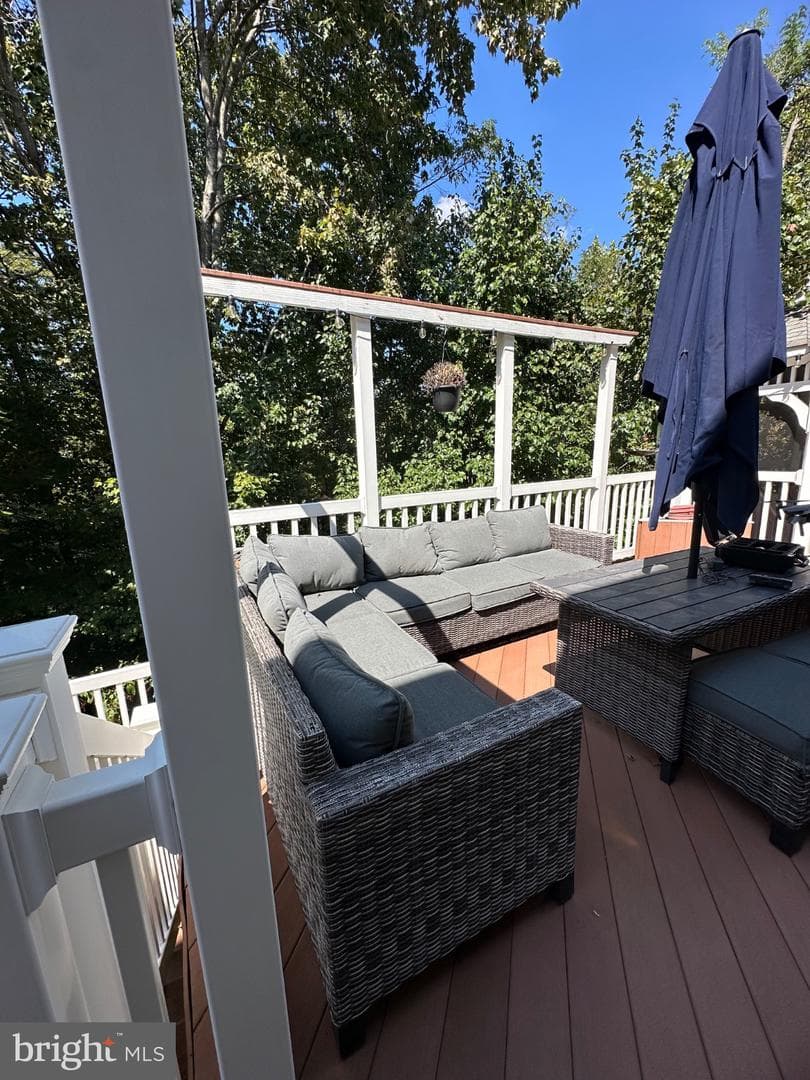 30 Bridgeport Circle photo 39