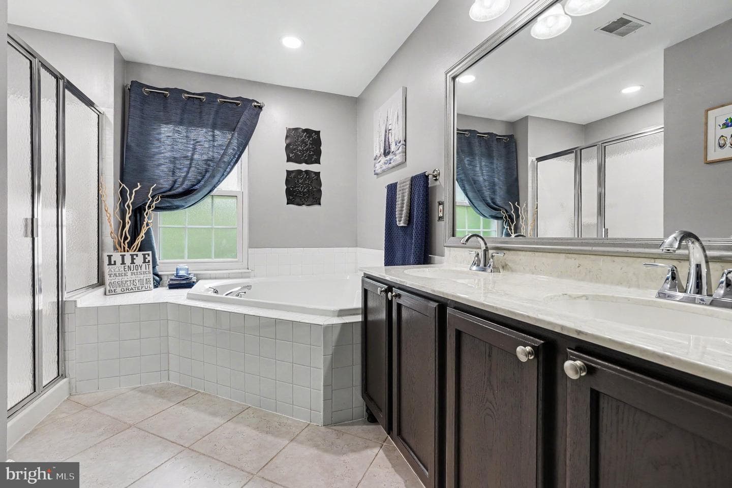 17 Silverthorn Court photo 18