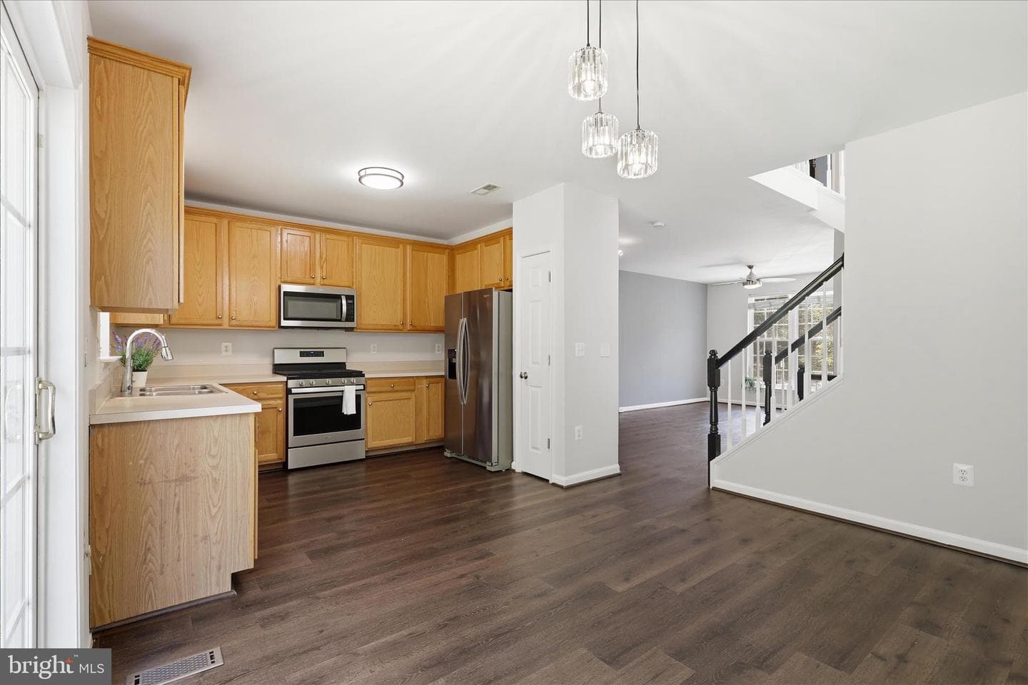 601 Galway Lane photo 13
