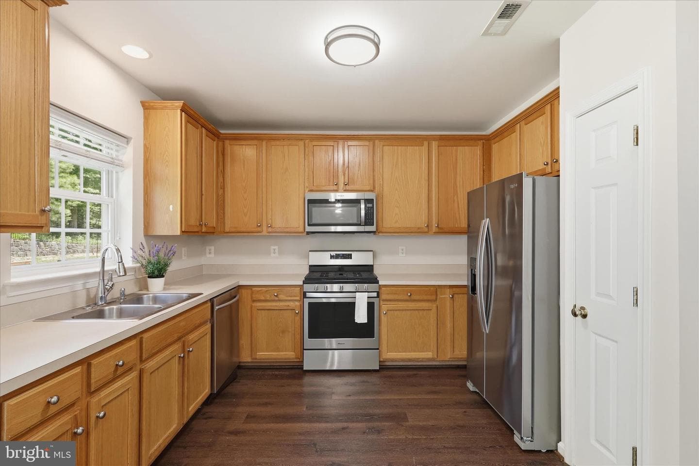 601 Galway Lane photo 14