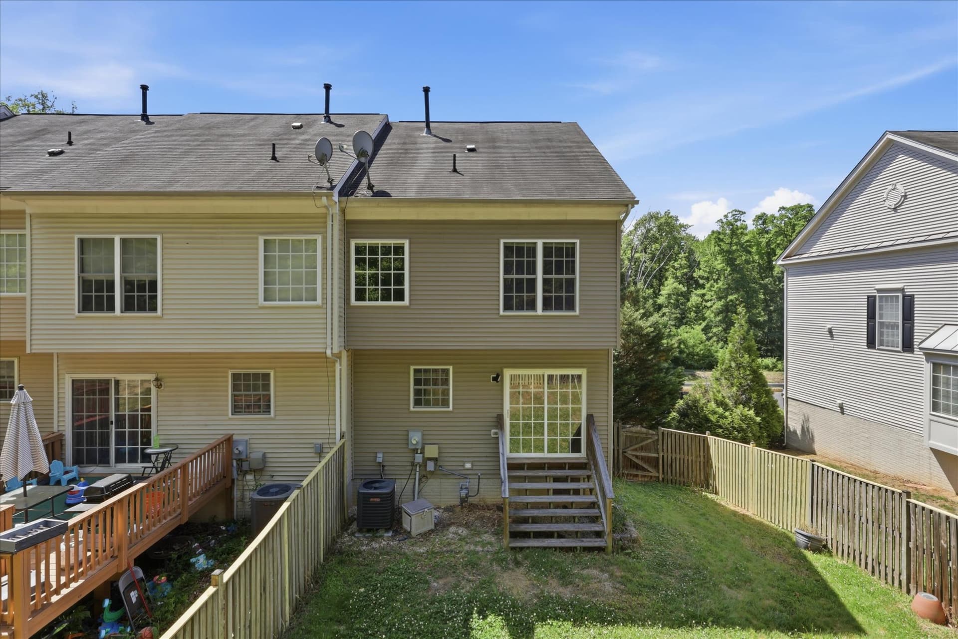 601 Galway Lane photo 36