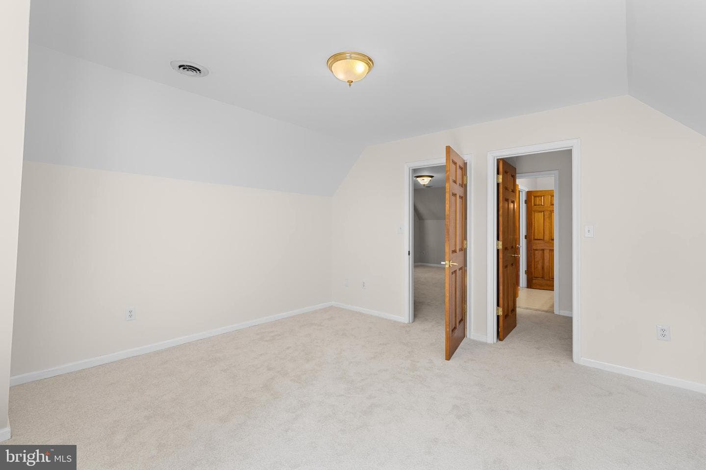 136 Holly Berry Road photo 42