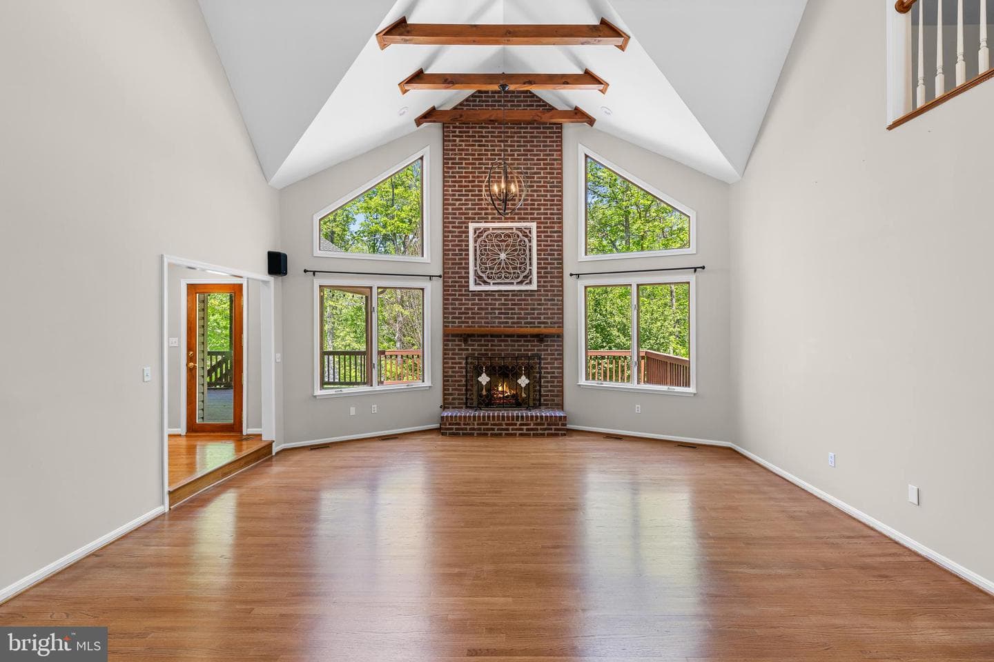 136 Holly Berry Road photo 5