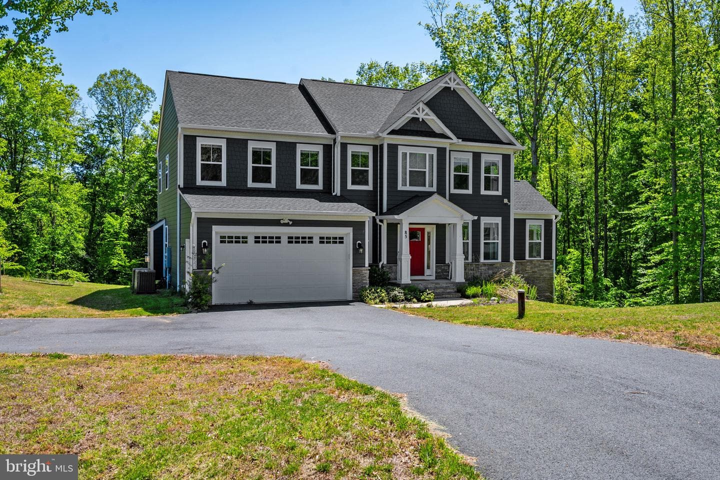 85 Hopewell Drive photo 2