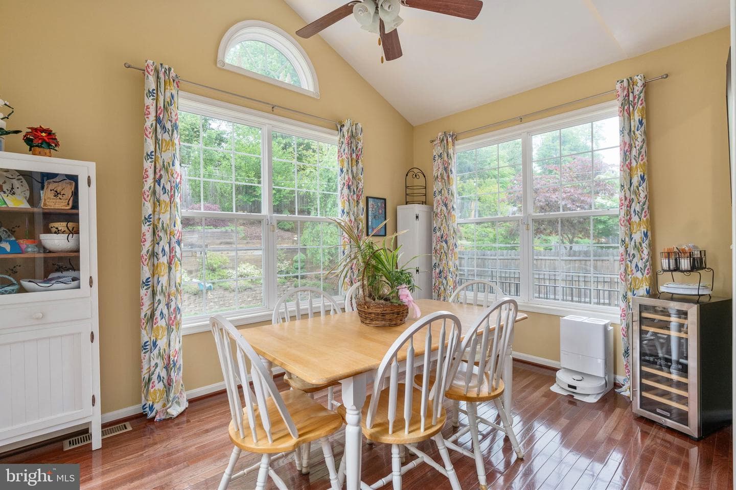 76 Landmark Drive photo 13