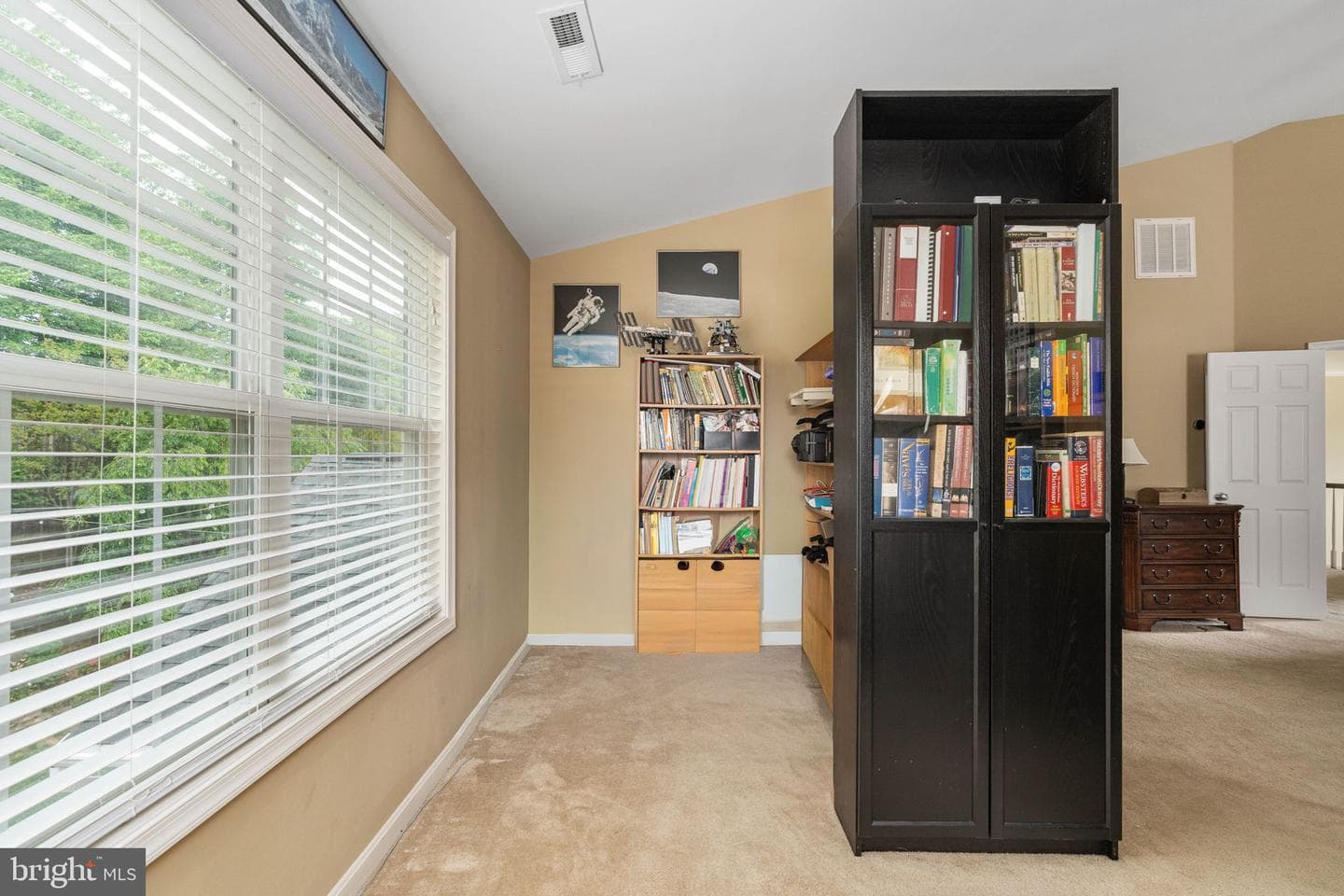 76 Landmark Drive photo 26