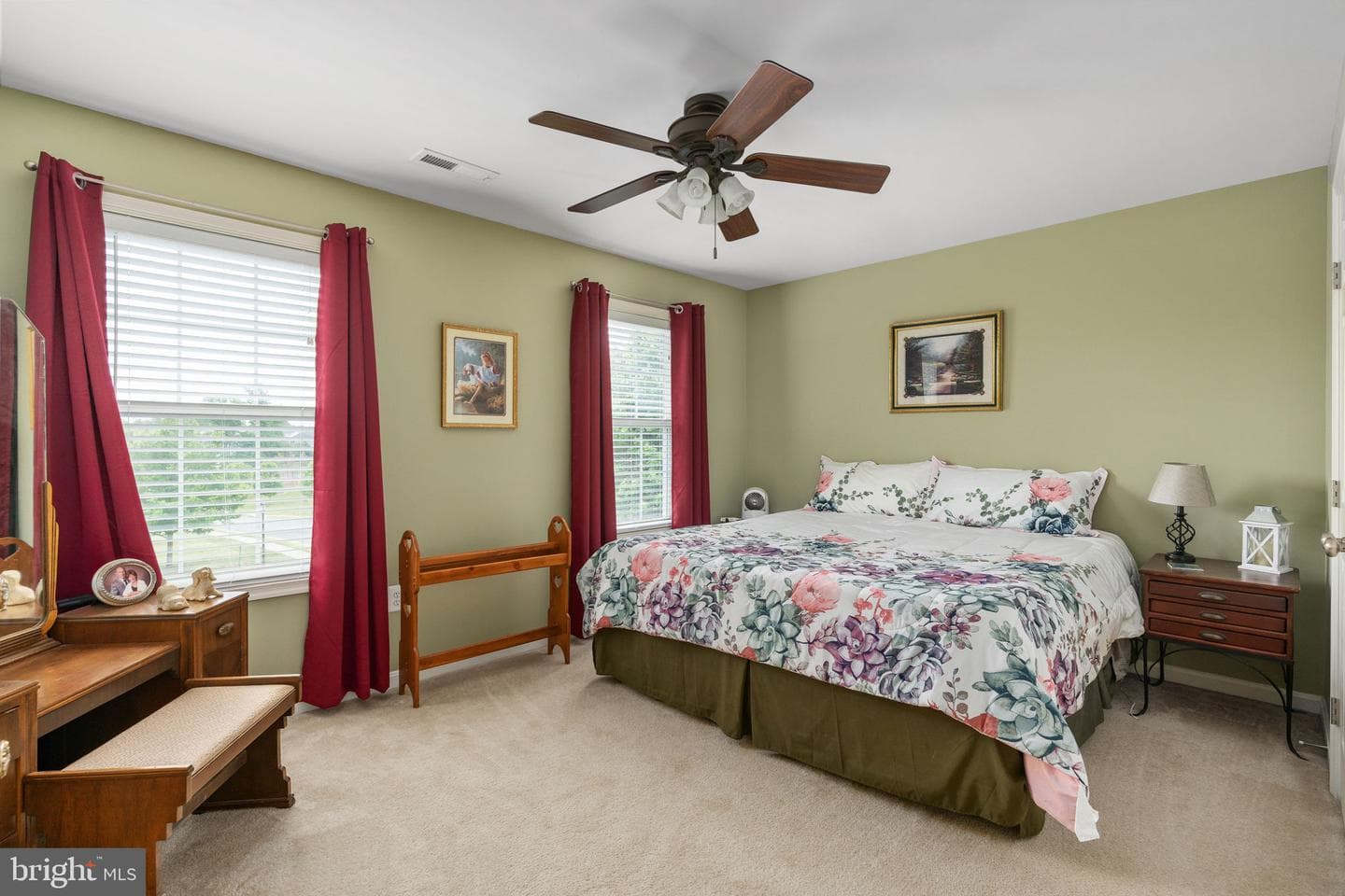 76 Landmark Drive photo 31