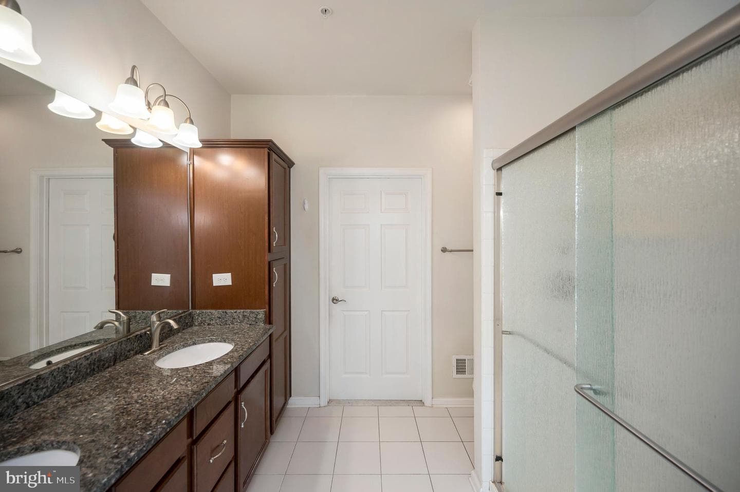 144 Castle Hill Drive photo 25