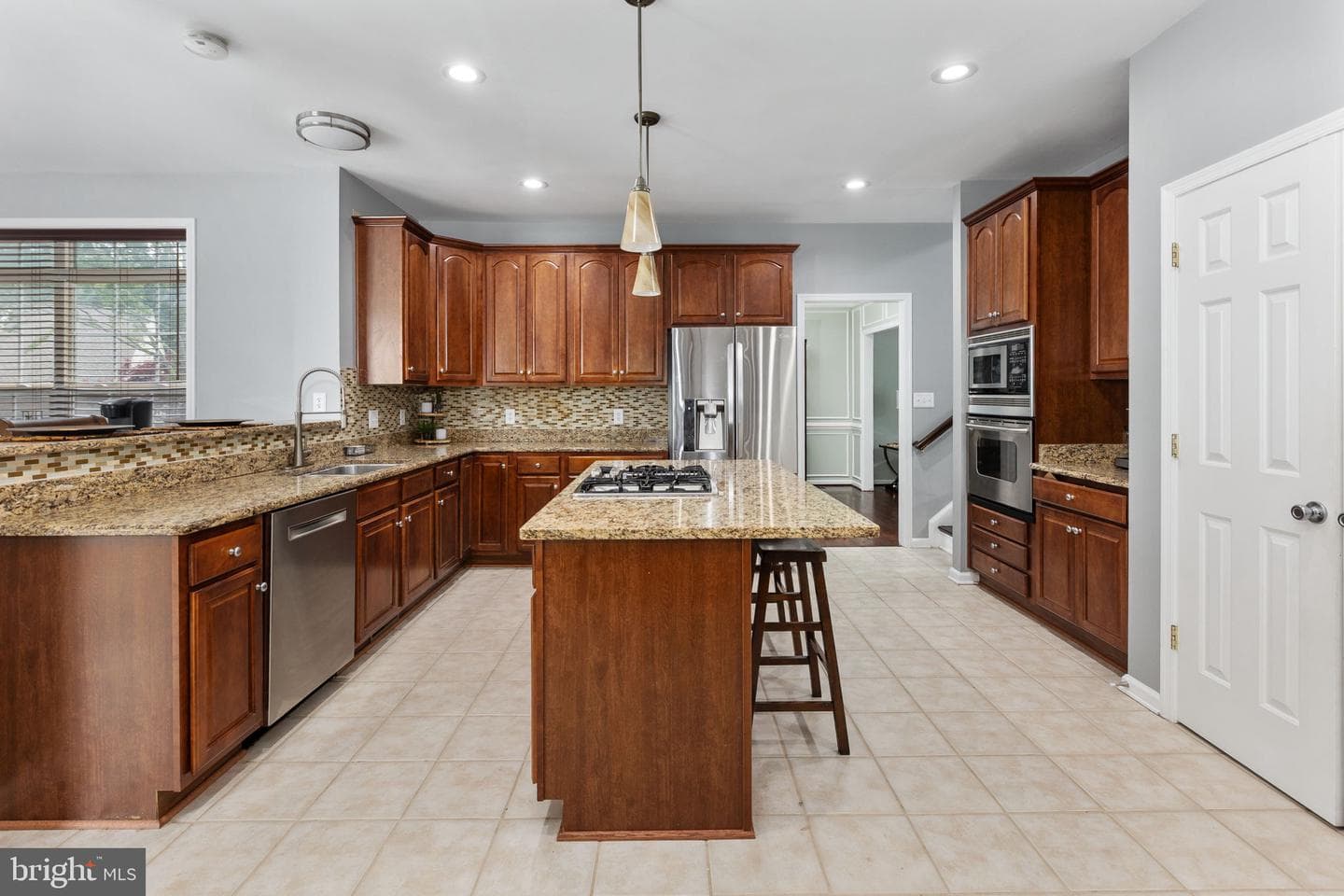 8 Saint Richards Ct photo 14