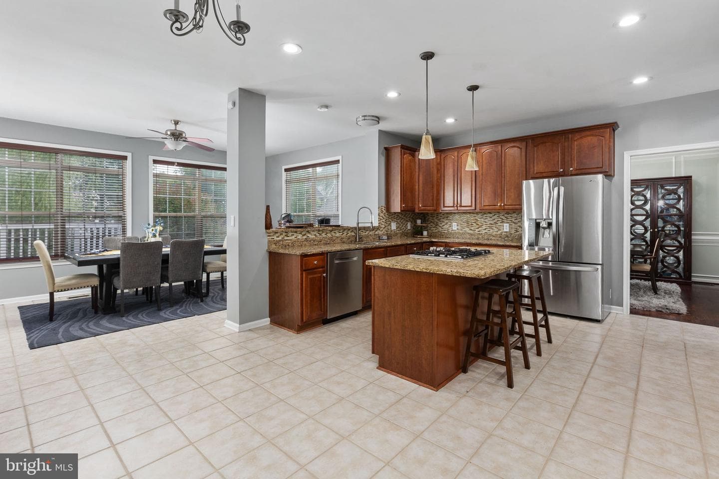 8 Saint Richards Ct photo 19