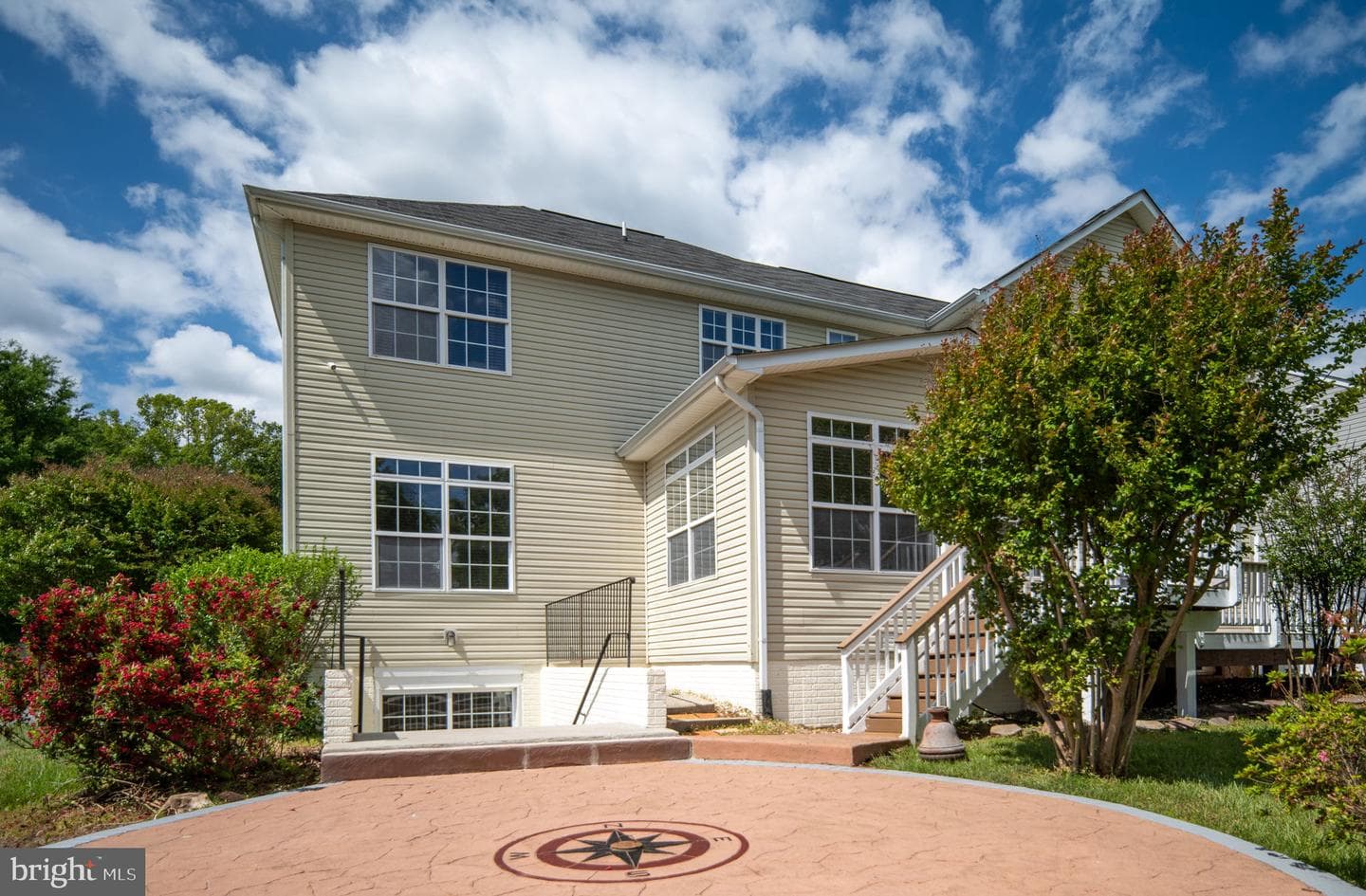 8 Saint Richards Ct photo 3