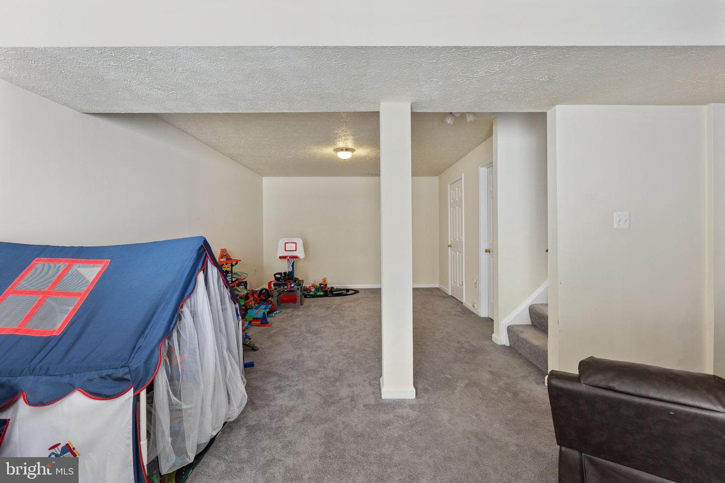 8 Saint Richards Ct photo 68