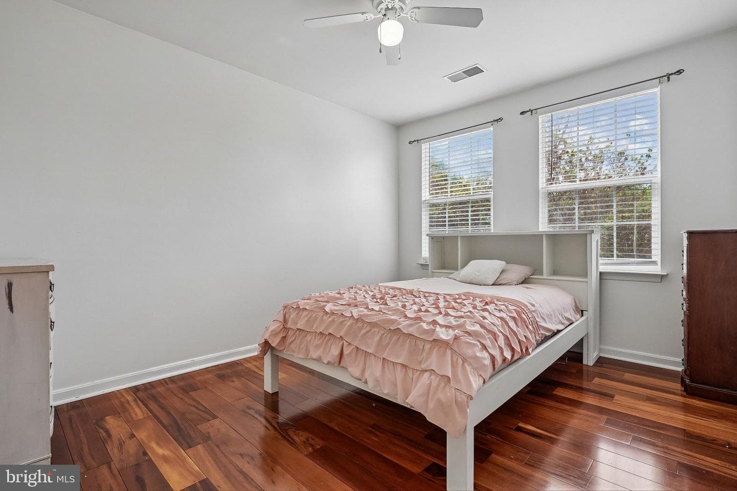 9 Remington Court photo 34