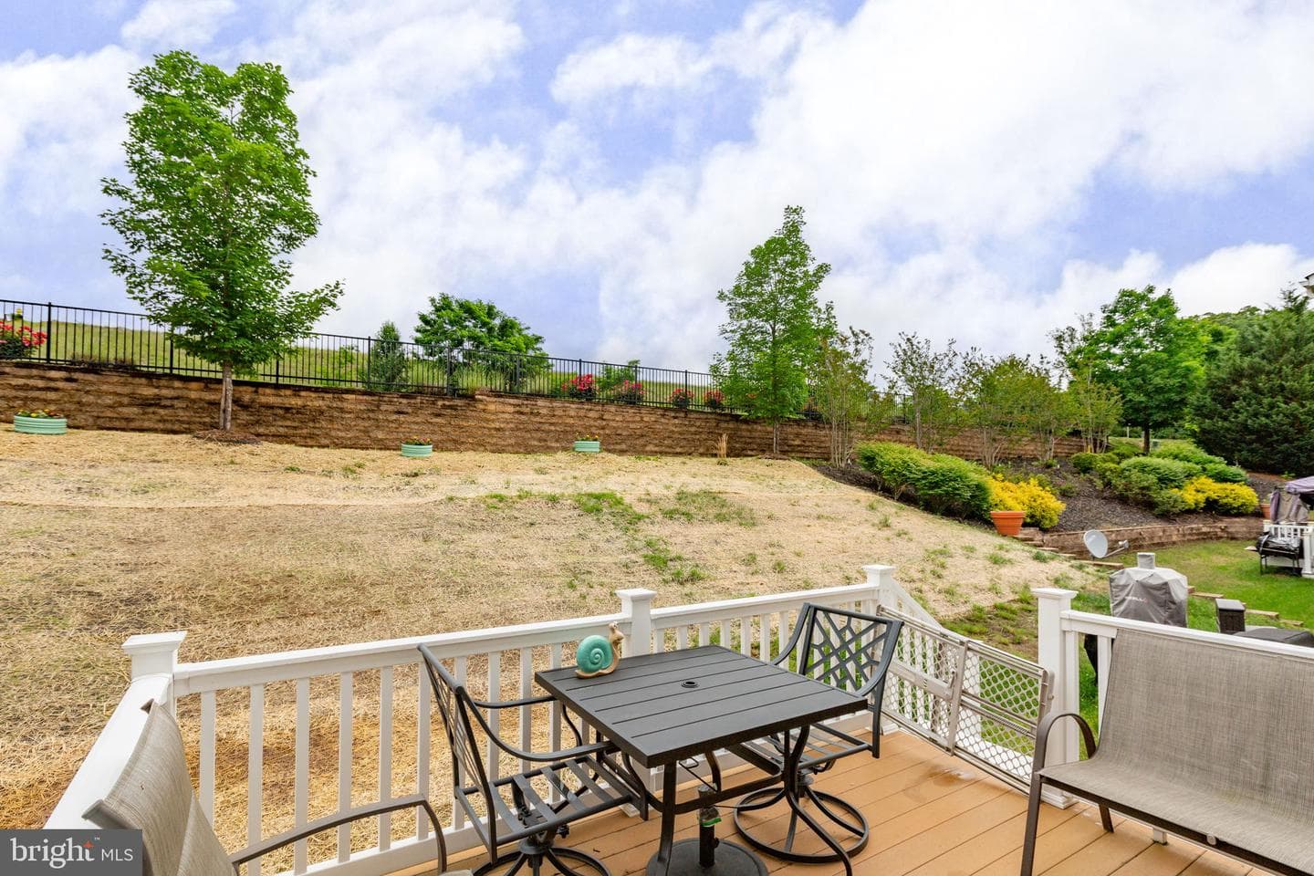 47 Queensland Drive photo 38